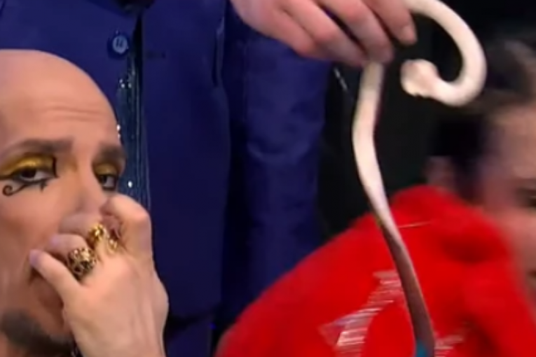 Voditelj Stefan Popović bacio zmiju na učesnicu Pesme za Evroviziju
