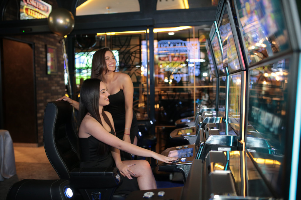 AdmiralBet Pub otvaranje