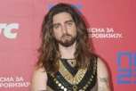 SKANDAL! Princ ušao u finale PZE, a pljuje kao sumanut sve srpske predstavnike na Evroviziji, isplivao ŠOK SNIMAK! (VIDEO)