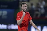 NOVAK JE JOŠ I DOBRO PROŠAO: Brutalni Medvedev POKORIO Dubai - METLA u ruskom finalu!
