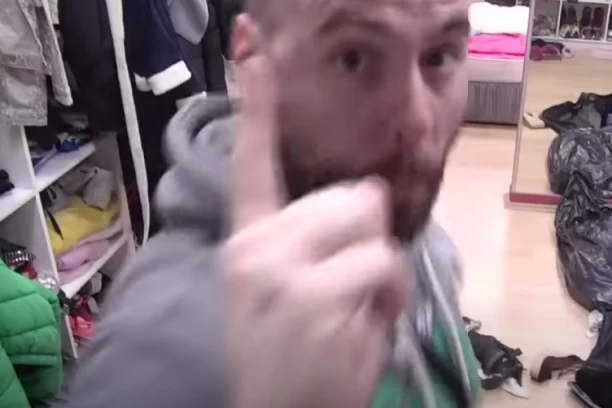 NABIO SEBI KAMERU U GLAVU! Slavnić ZAPRETIO javno produkciji? (VIDEO)