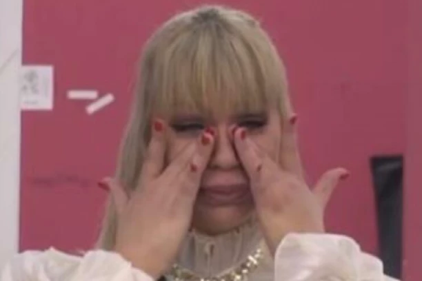 DUŽNA BOGU, NARODU, PINKU I NJIHOVOM TV LICU! Voditelj "Zadruge" javno ISPROZIVAO MIljanu Kulić! (FOTO)