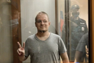 RUSKI BLOGER DOBIO 8 I PO GODINA ROBIJE: Optužen da je govorio protiv ruske vojske