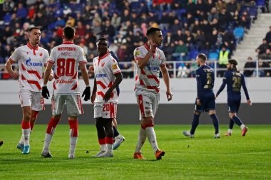 DERBI PRIPAO ZVEZDI: Fenomenalni Pešić srušio TSC (VIDEO)