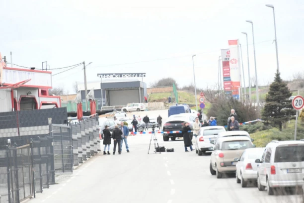 DVA METKA U GLAVU, PET HITACA U TELO: Kamere snimile svirepo ubistvo u Rušnju!