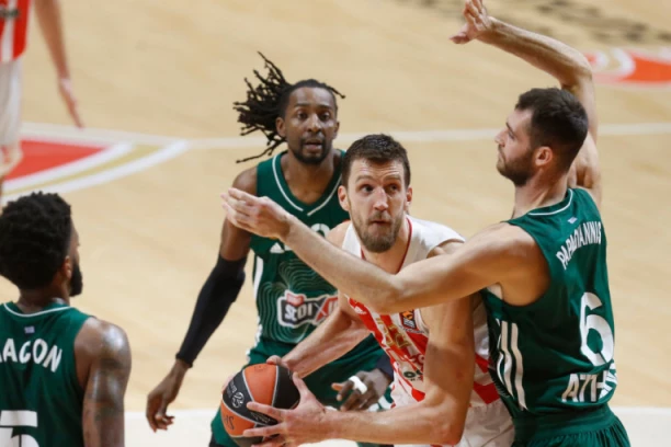 GRCI U STRAHU PRED DOLAZAK ZVEZDE! Iz Atine PORUČUJU - nismo NEZAINTERESOVANI!