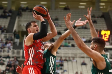 CRNE SLUTNJE SE OBISTINILE: Otkriveno zašto Nedović nije igrao poslednju četvrtinu protiv Panatinaikosa