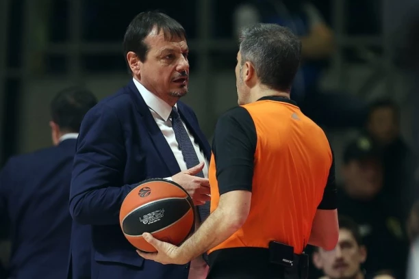 UPLAŠIO SE! Atamanov NEOBIČAN ZAHTEV pred Partizan: Turčin ponovo PRAVI DRAMU!
