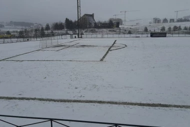 VAŽNO OBAVEŠTENJE: "Baba marta" je pokazala zube - utakmica je odložena!