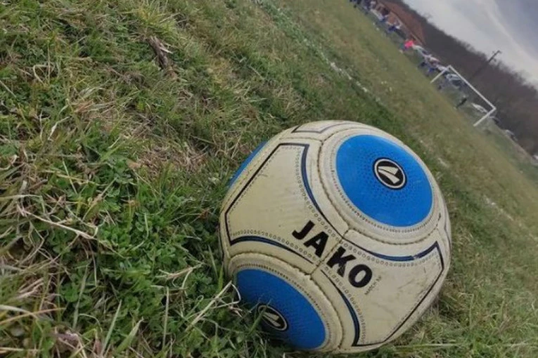 KOMŠIJSKI DERBI U RAKINCU: Omladinac dočekuje sastav Mladosti iz Novog Sela!