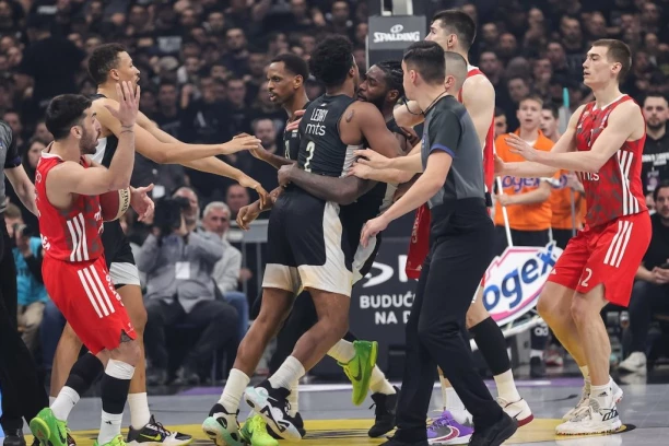 DELIJE U NEVERICI: Matijas Lesor prošao BEZ KAZNE nakon DIVLJANJA na derbiju!