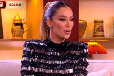 TEA TAIROVIĆ PROGOVORILA O ZDRAVSTVENOM PROBLEMU: Pevačica otkrila zbog čega je obezbeđenje stajalo pored nje na nastupu!