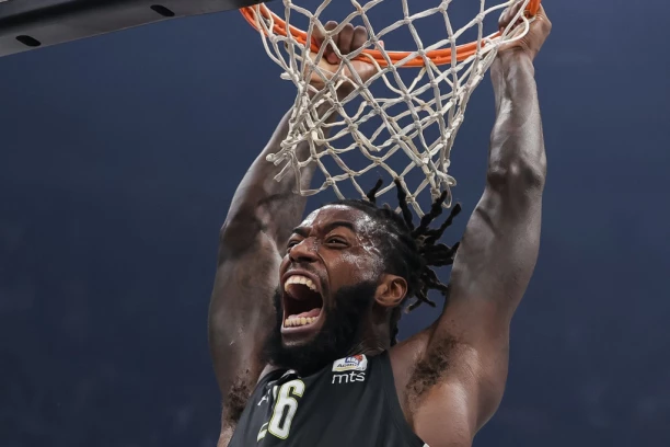 ZVEZDA SE UPLAŠILA LESORA! Šta mu je smešno? Tviter se USIJAO zbog objave čuvenog asa Real Madrida!