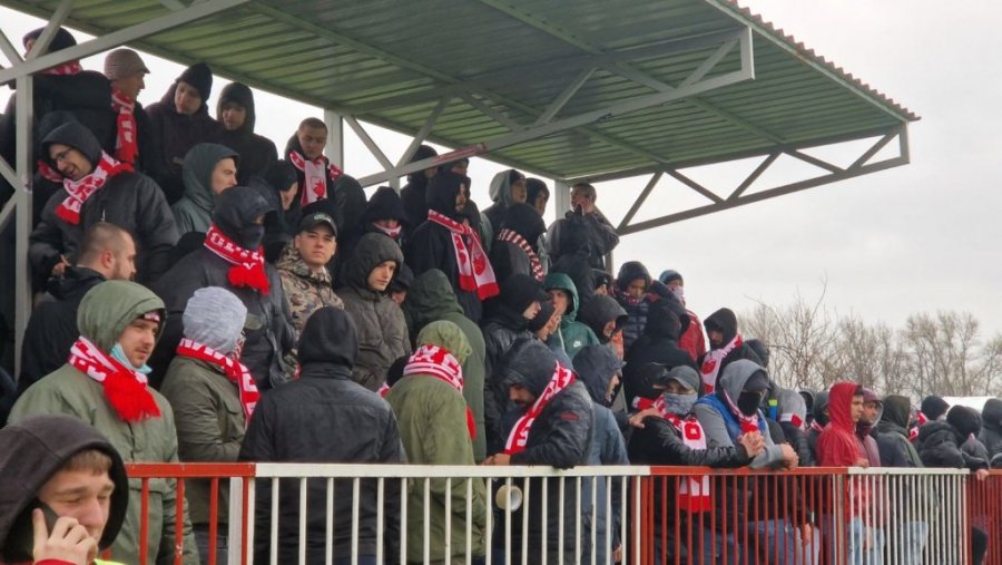 FK Radnički iz Sremske Mitrovice poveo u Kupu protiv Crvene Zvezde ali nije  uspeo da napravi novo iznenađenje (FOTO)