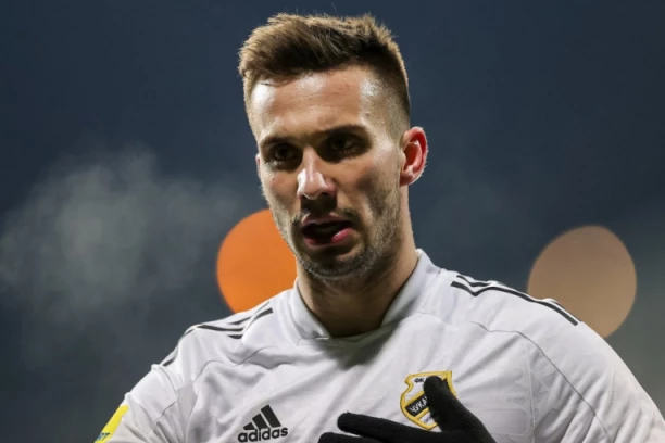 NEZAPAMĆEN PODVIG! Bivši fudbaler Zvezde dao DVA GOLA IZ KORNERA! (VIDEO)