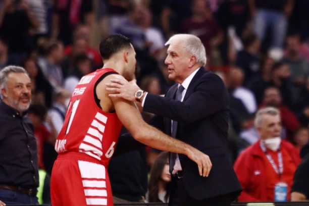 ŠANSA ZA PARTIZAN? Slukas ZVANIČNO napustio Olimpijakos!