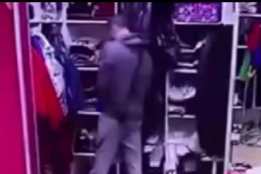 BOLESNE SCENE IZ ZADRUGE! Slavnić ZGROZIO javnost, dok niko ne gleda on radi ove GADOSTI! (VIDEO)