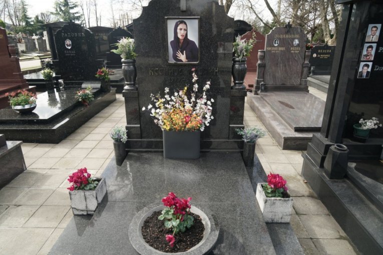 Grob Ksenije Pajčin