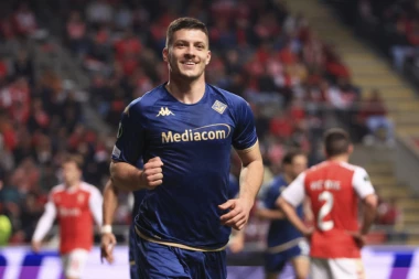 NIŠTA OD ZVEZDE: Luka Jović NA KORAK do Milana!