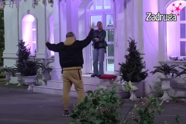 ZVEZDAN PONOVO NAPAO ANU: Histerisao do iznemoglosti, a onda ZAFRLJAČIO STOLICU! Slavnić će EKSPLODIRATI OD BESA! (VIDEO)