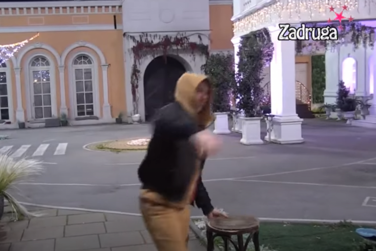 Zvezdan Slavnić pravi haos po imanju u Šimanovcima Zadruga 6