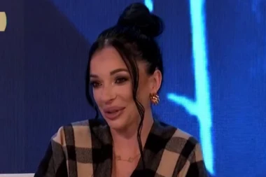 OVAKO IZGLEDA JELENA PEŠIĆ TRUDNA: Pojavila se javno u emisiji, svi su zanemeli kada su je videli! (VIDEO)