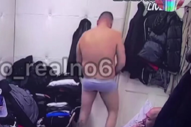 Filip Car gura ruke u gaće kao Zvezdan Slavnić Zadruga 6