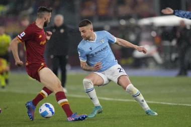 SERGEJ ME MOLIO DA GA PUSTIM U SAUDIJSKU ARABIJU: Lotito jasan - SMS ide tamo zbog novca!