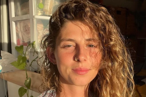 MANEKENKA NE BRIJE INTIMNU REGIJU I DLAKE NEGUJE NA POSEBAN NAČIN: Zategnuta kao praćka, ali pogled sam ide ka dole! (FOTO)