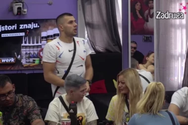HAOS U ZADRUZI! Ivan Dragić brutalno udario na Mikicu, a Maja potkačila Bilala! Nabrijan je na rijaliti, sve zarad podrške i fanova! (VIDEO)