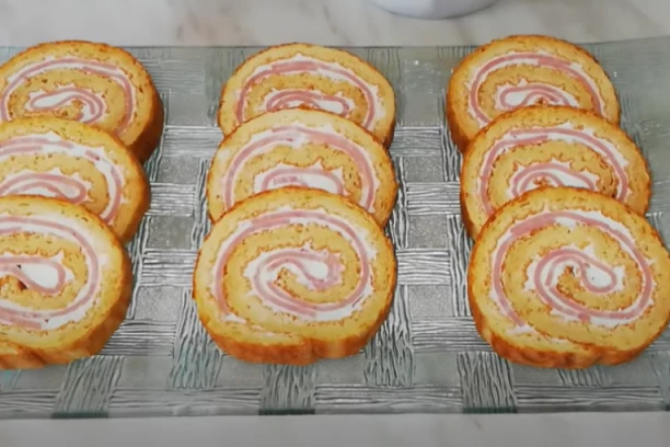 ZLATNI ROLAT SA ŠUNKOM I SIROM: Idealan za sve prilike i baš se lako pravi