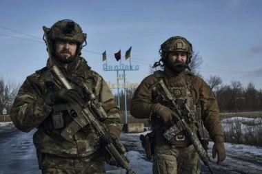 RUSIJA U BAHMUTU DNEVNO BROJI OKO 500 MRTVIH: Ministar odbrane Ukrajine procenio broj žrtava u ratu