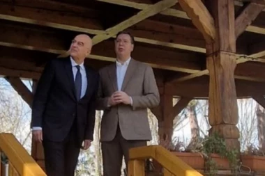 ŠEF GRČKE DIPLOMATIJE U BEOGRADU! Vučić se sastao sa Nikosom Dendijasom