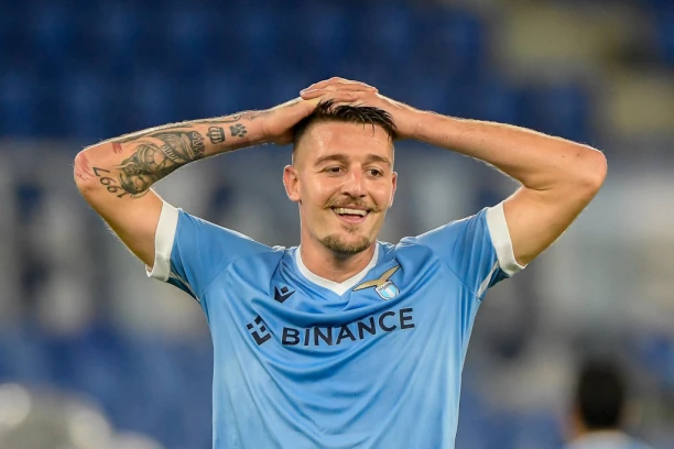 STIŽE ZAMENA ZA SERGEJA! Lacio dreši kesu nakon što je prodao Srbina