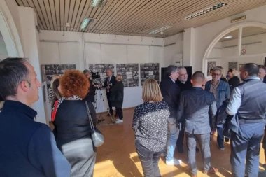OTVORENA IZLOŽBA ''VEK BORBE'' U NIŠU (FOTO)