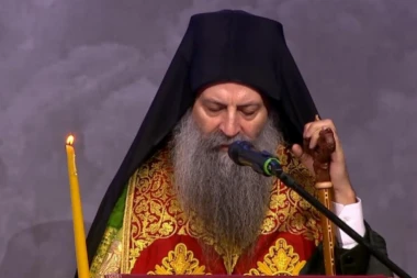 PREKO REDA BI DA NAŠ NAROD PONOVO GURNU U SUKOBE: Porfirije na obeležavanju Dana sećanja na stradale u NATO agresiji