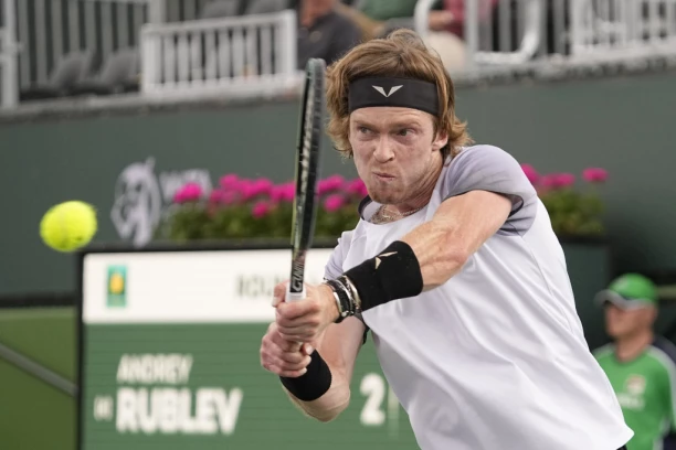 MOGUĆI PROBLEM ZA ORGANIZATORE: Andrej Rubljov PRESKAČE Srpska open?