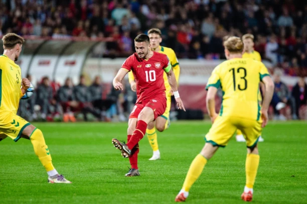 SELEKTOR BESAN: Reprezentativci momentalno KAŽNJENI posle meča u Beogradu (VIDEO)