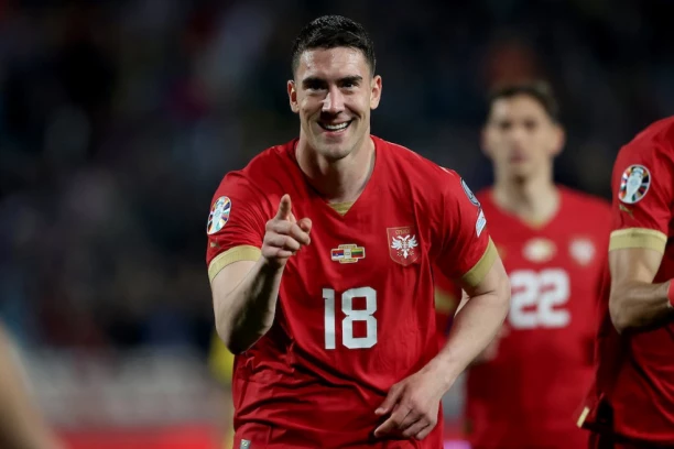 MNOGO MU ZNAČI: Vlahovića preplavile emocije posle novog gola za Srbiju