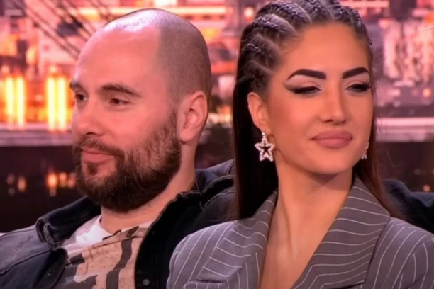 ZVEZDAN OTKRIO ANĐELI TAJNI RECEPT ZA MUŠKO DETE: Slavnić navalio na Crnogorku kao sumanut, tera je da RASKREČI NOGE i gleda u nebo! ŠOK!