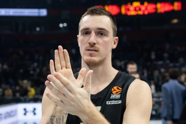 NIJE IGRAO PROTIV OLIMPIJAKOSA: Anđušić rešio da se oglasi i OBJASNI NEKE STVARI! (VIDEO)