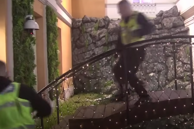 Zvezdan Slavnić lomi po imanju Zadruga 6