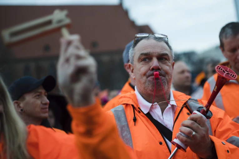OVAKAV HAOS NIJE VIĐEN OD DRUGOG SVETSKOG RATA: Paralisan saobraćaj u JOŠ JEDNOJ evropskoj zemlji!