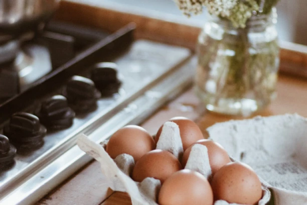 OVOLIKO SE TAČNO KUVAJU JAJA: Samo tako će ispasti savršena za USKRS - tačna minutaža! (FOTO)