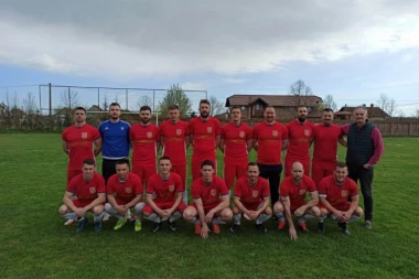 SASTAV IZ DRAGINJA SE VRATIO NA PRVO MESTO: Vojvoda Stepa uz meč manje opet na vrhu tabele posle pobede nad jako dobrom ekipom Pričinovića!