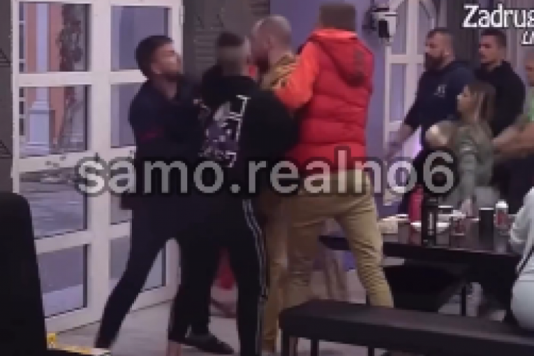 Zvezdan Slavnić razbija vrata Bele kuće Zadruga 6