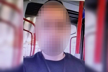 OVO JE UROŠ KOJI JE DRŽAO ĆERKU ZATOČENU U STANU NA ZVEZDARI! Jeziv slučaj potresao Srbiju, dete pronađeno u kadi izgladnelo (FOTO)