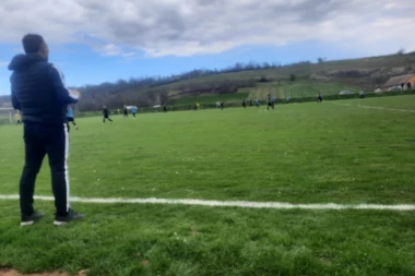 IZ JASKA RETKO KO ODNESE CEO PLEN: Krušedolci na gostovanju ekipi Car Uroš osvojili samo bod!