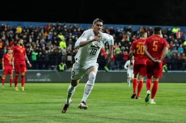 VLAHOVIĆ SRUŠIO CRNU GORU: Srbija se provukla u Podgorici (VIDEO)