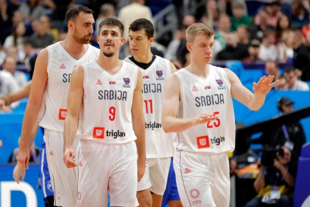 MILJENIK GROBARA POSETIO RUKOMETAŠE: Kapiten dao PODRŠKU "orlovima"!